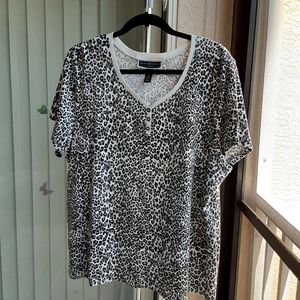 Karen Scott Short Sleeve Leopard Henley Top, Size 3X